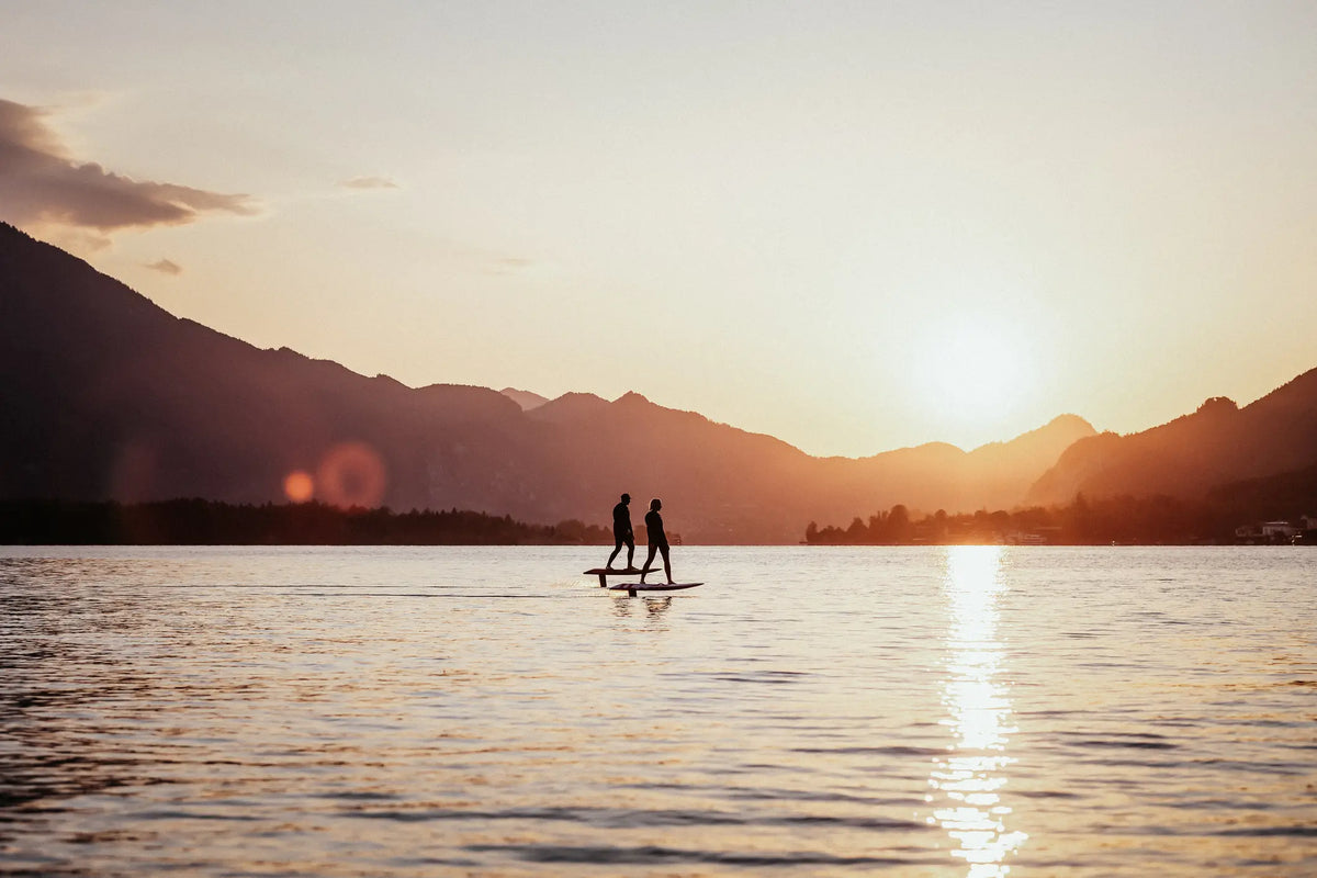 eFoiling in Autumn: What Changes When the Water and Days Get Colder